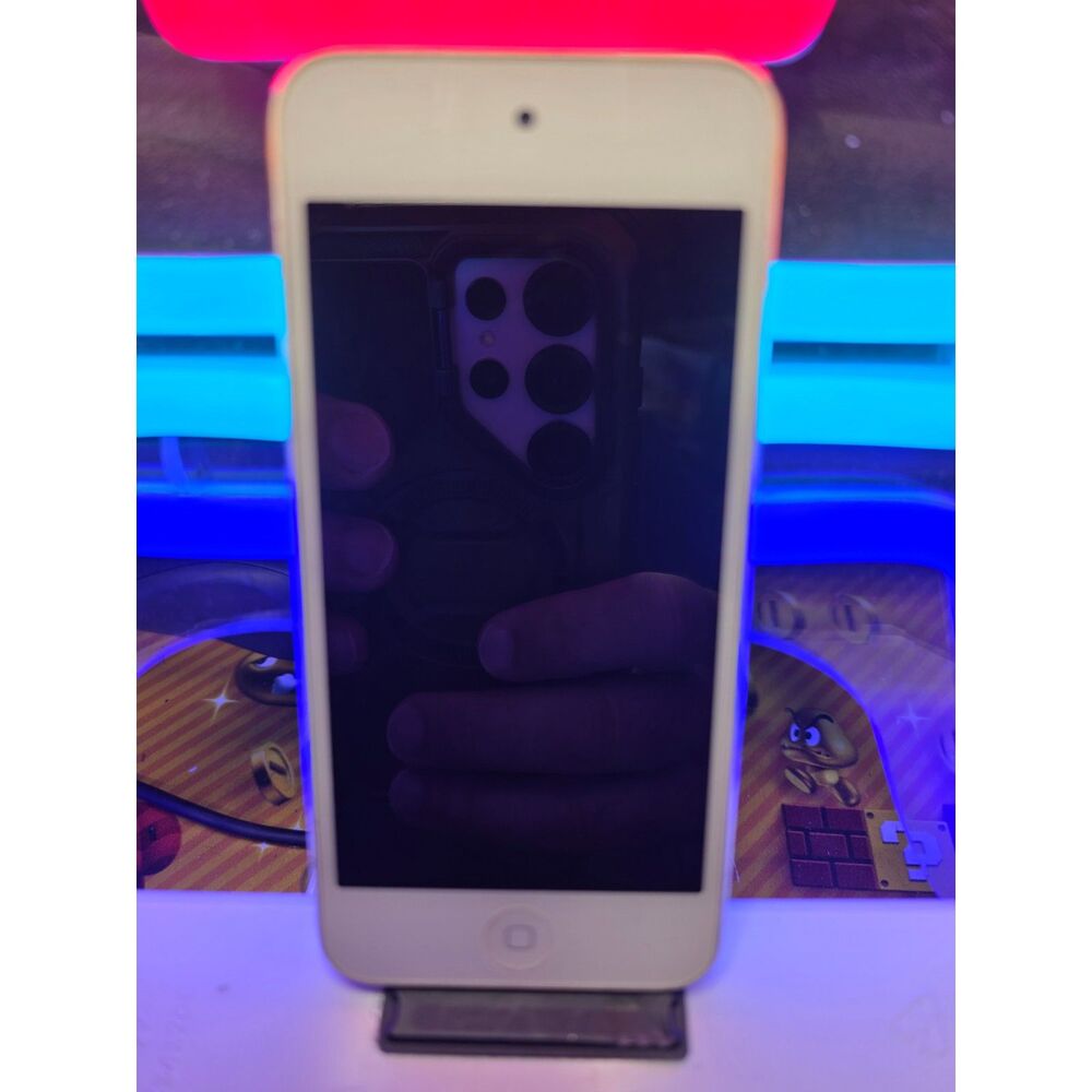Apple Ipod Touch 5th Generation A1421 - Parts or Repair